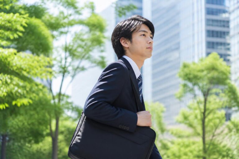 フリーターが就活で企業の評判を調べる方法は？